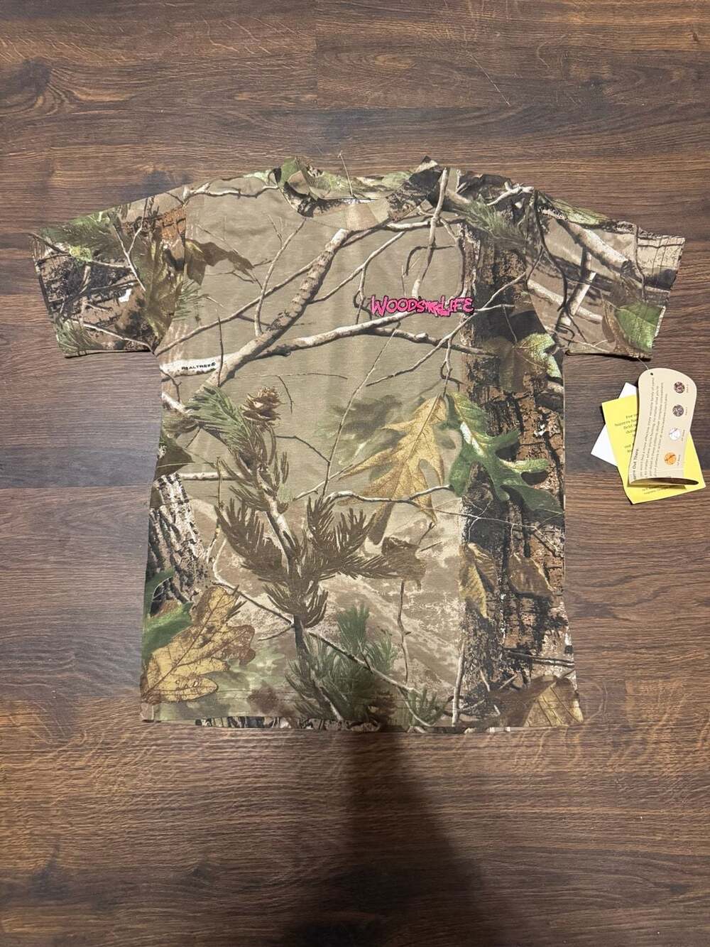 NWT Youth Ranger Realtree APG Camo Woods Life T-Shirt - Medium